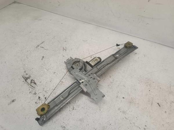 LEVE VITRE AVANT DROIT ELECTRIQUE PEUGEOT 207 5PORTES - Vue 1